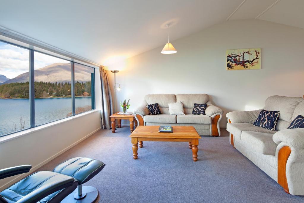 Apartments At Spinnaker Bay Куийнстаун Екстериор снимка